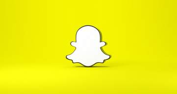 Guide to get started with Snapchat advertising: how to get your first ads up and running, how to organize and scale your campaign.